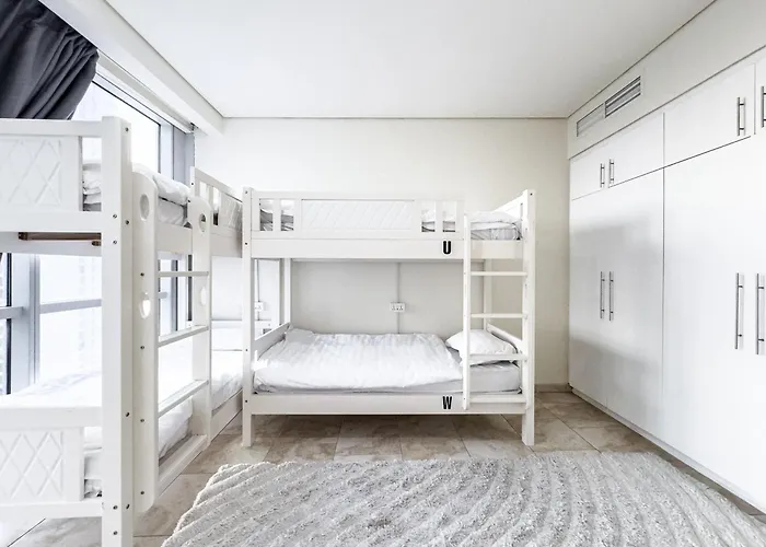 Ar Holiday Home Jbr