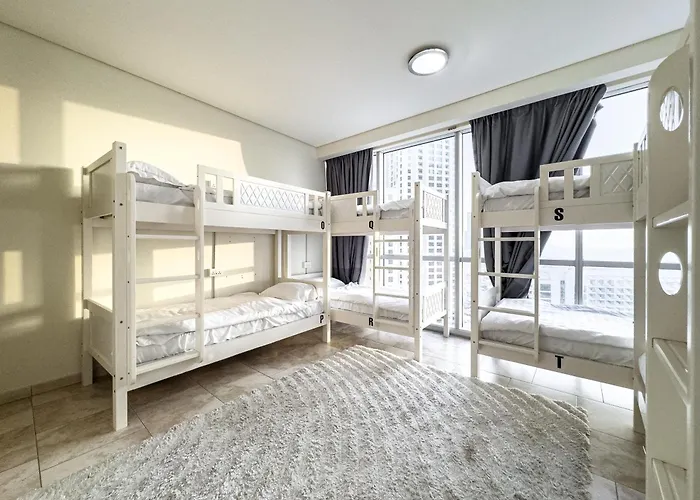 Ar Holiday Home Jbr