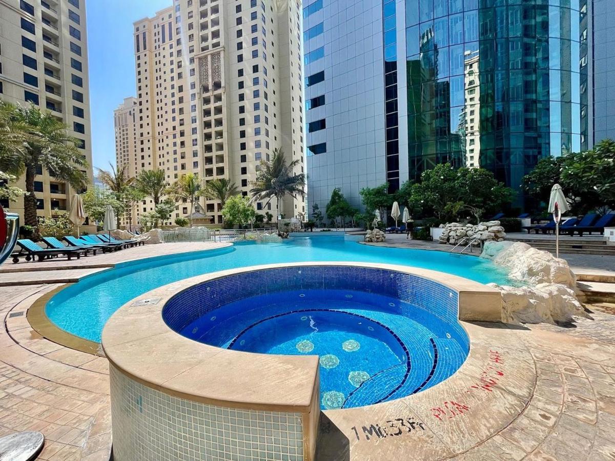 Ar Holiday Jbr Дубай